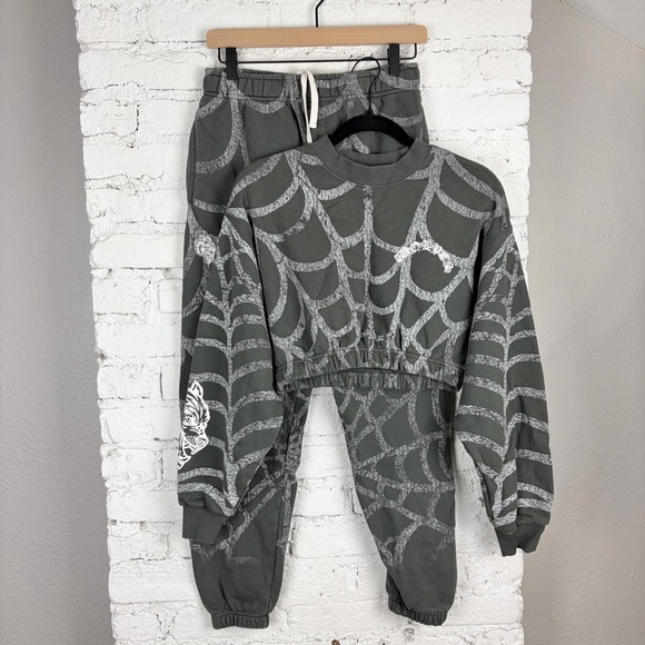 Darc Sport Tops - Darc Sport Web Symbiote She Set Grey Cropped Sweatshirt & Sweatpants Small
